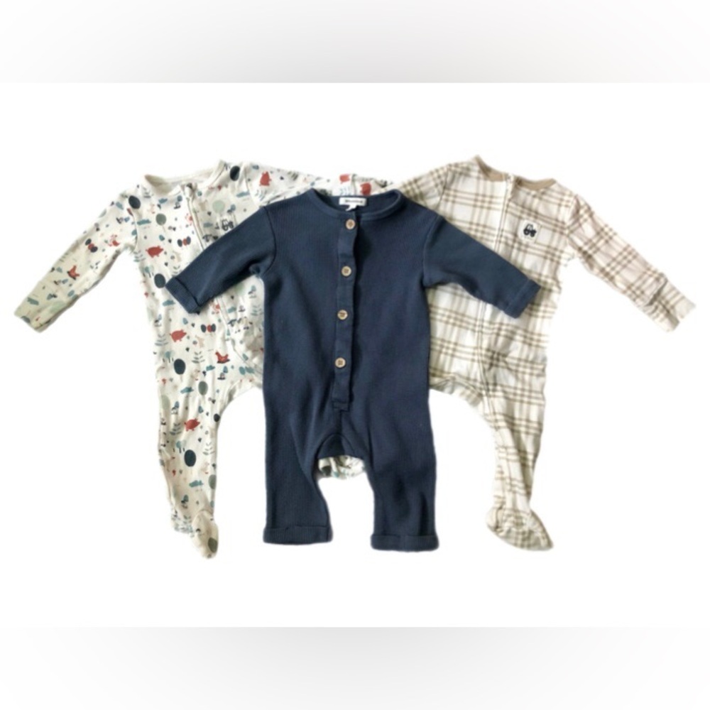 Assortment of 3 brand new onesies PJS• Blumind• Baby clothing• 6 months old